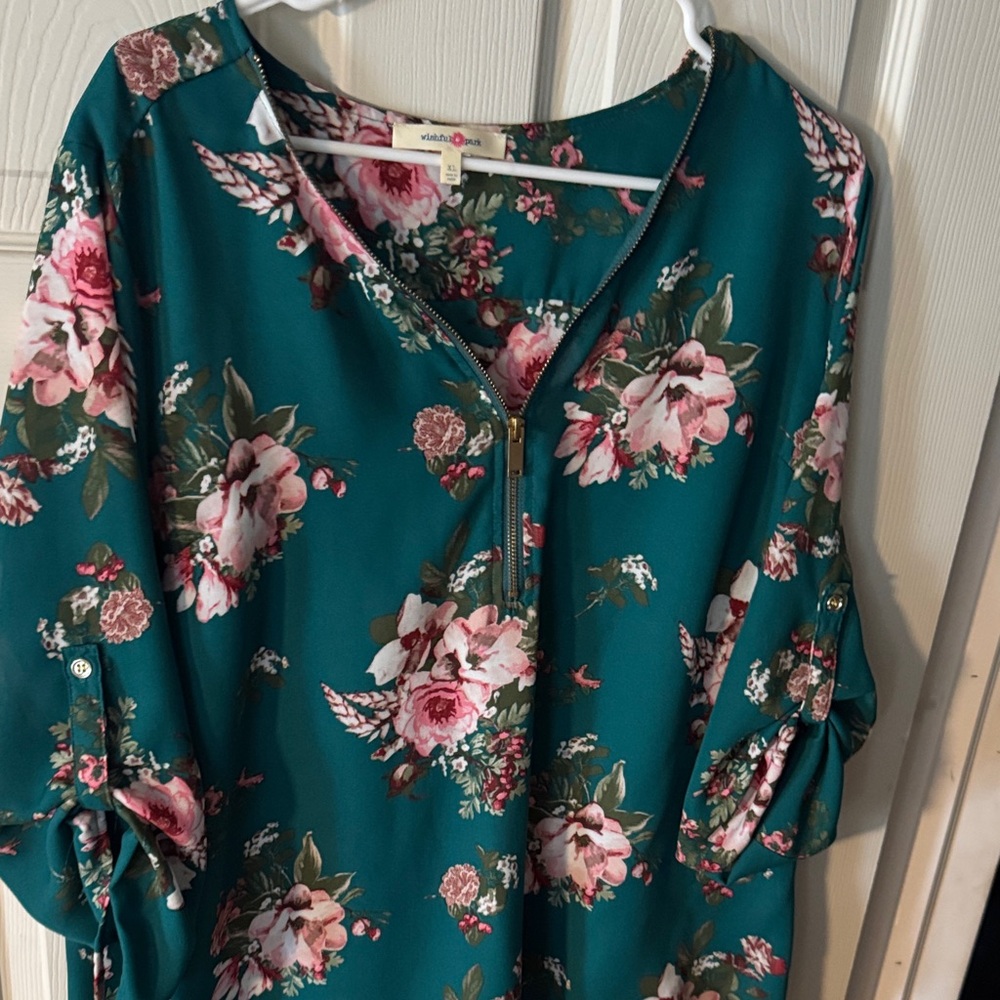 Valerie Bertinelli Teal Floral Blouse